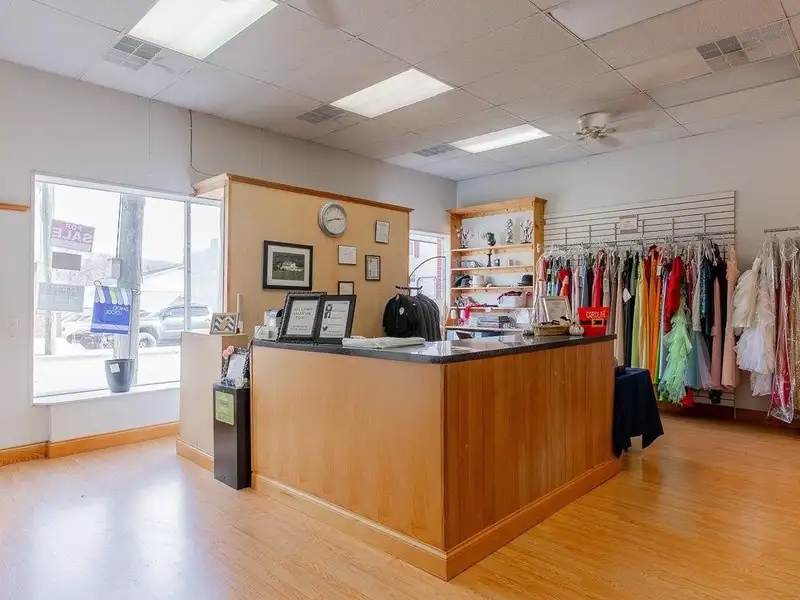 Multi-purpose Investment Building with Storefront, Venue, and Apartments in Petersburg, Wv