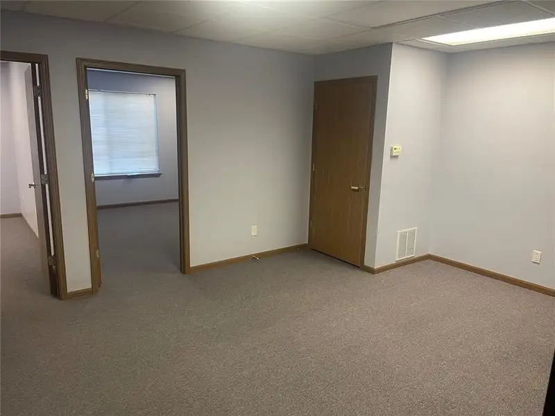 Four Office Buildings on 3.8 Acres in Lindale Area with Upgrade Potential