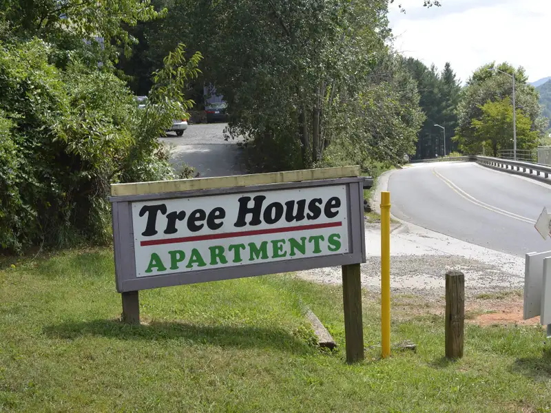Prime Multifamily Student Apartment Complex Near Western Carolina University in Cullowhee, Nc
