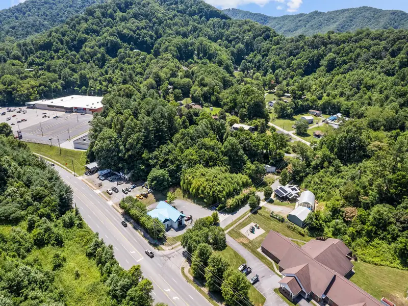 Furnished Bungalow with Solar Power and Commercial Farm Business in Western North Carolina