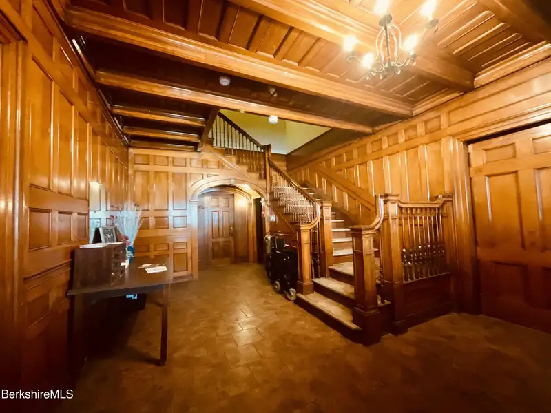 Charming Stone House Property in Desirable Location
