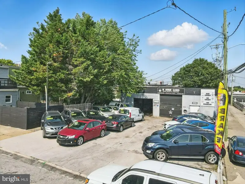 Established Auto Business and Commercial Property in Highlandtown with Turnkey Setup