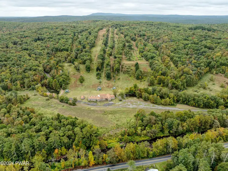 97.29-acre Former Ski Resort with Lodge in the Pocono Mountains