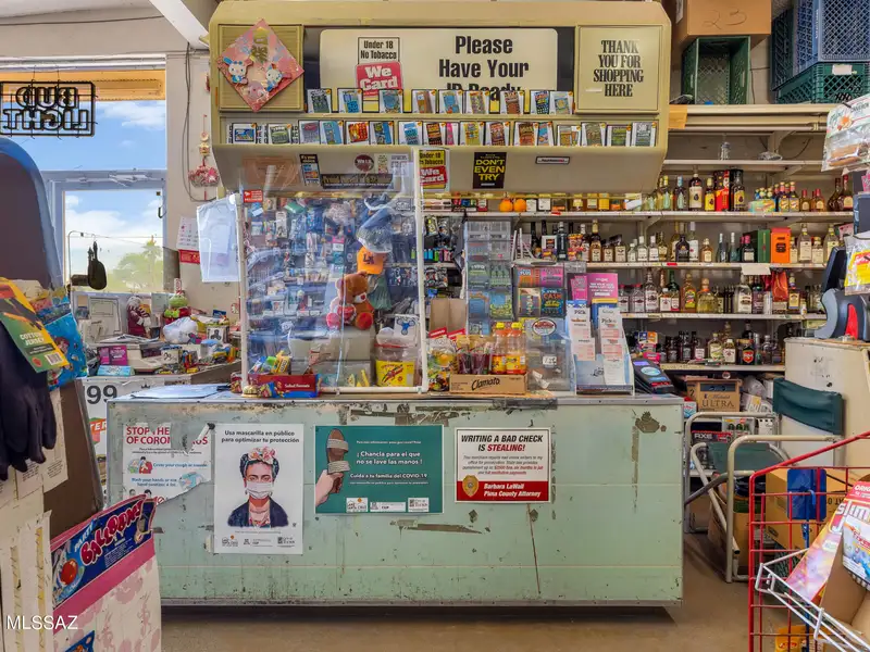 Mixed-use Property Near Tucson International Airport with Retail and Residential Potential