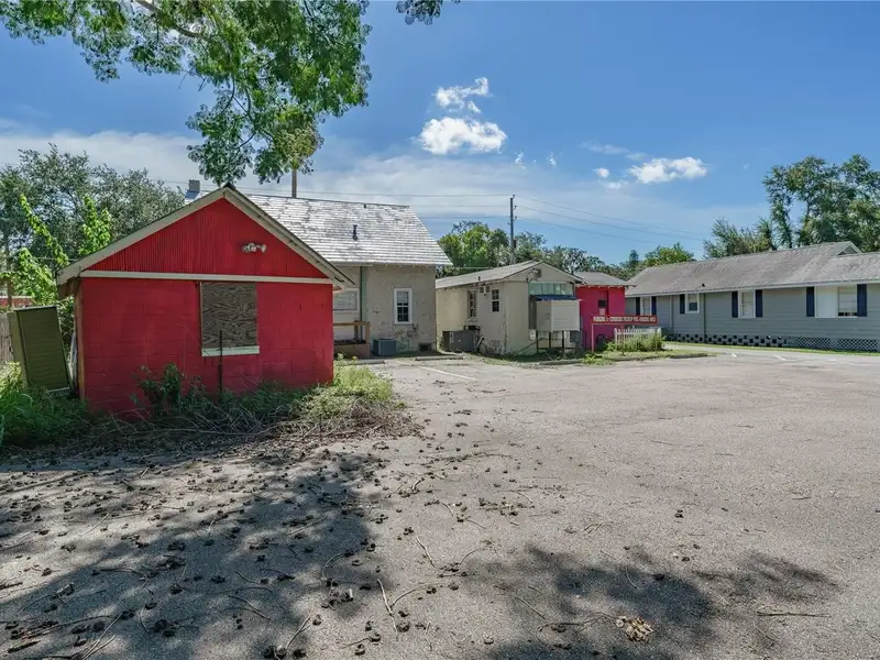 Distinctive Commercial Property in Historic Uptown Mount Dora with Flexible Layout