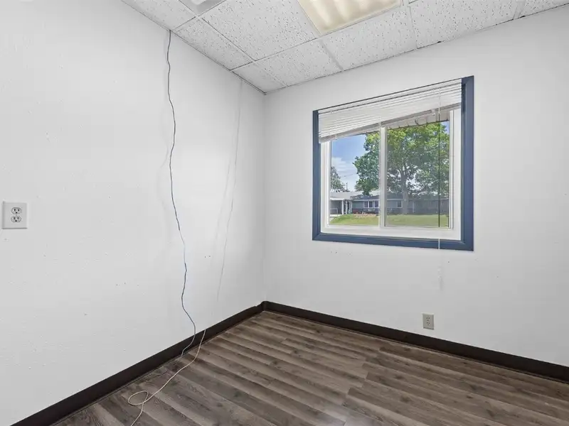 Flexible Office/retail Space for Lease in High-traffic Location, Edgewood Rd Sw