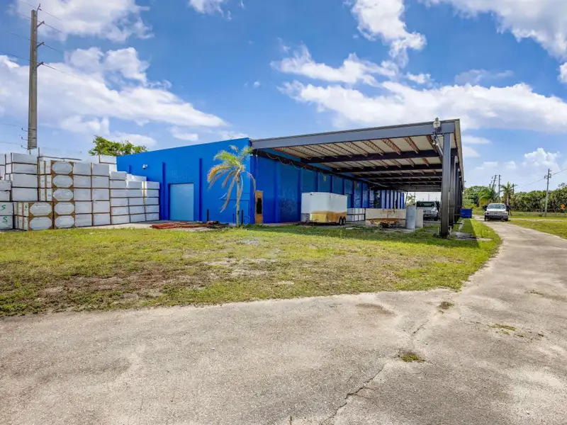Versatile Industrial Building with Office Space and Storage on 2.71 Acres in Riviera Beach, Fl