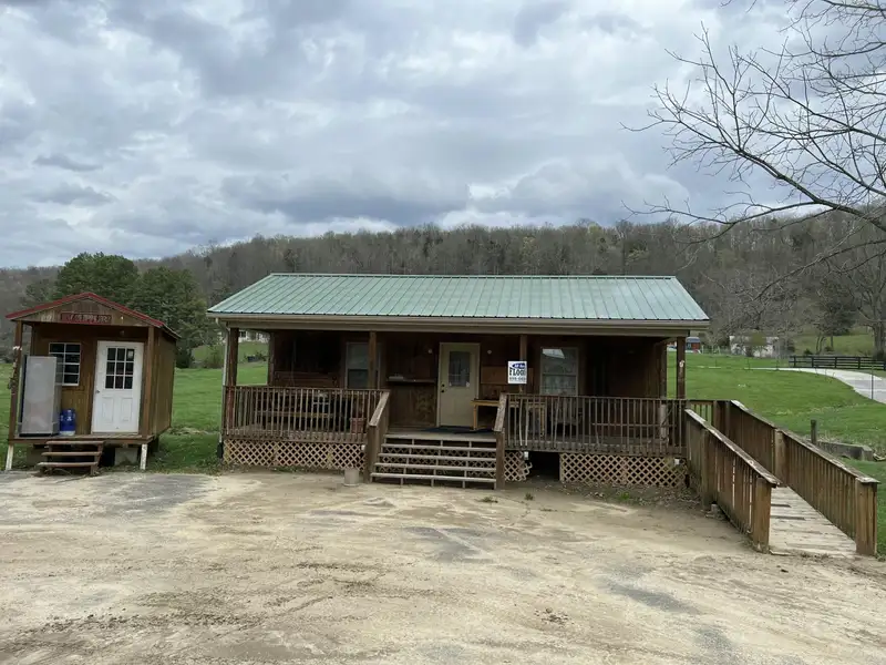 Unique Commercial Property with Airbnb Cabin Near Renfro Valley Music Barn