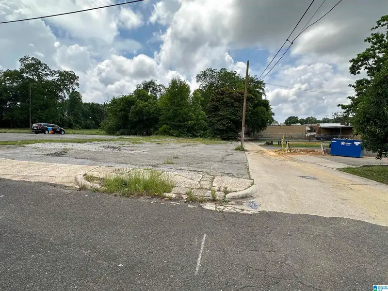 Prime Lot for Sale in Central Woodlawn