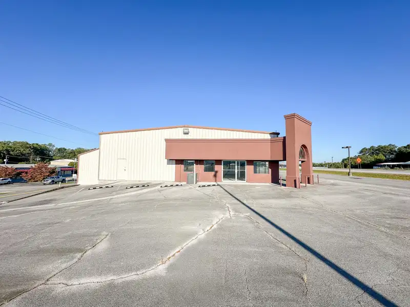 Versatile Commercial Property on Highway 25 N, Corbin with Showroom and Office Spaces
