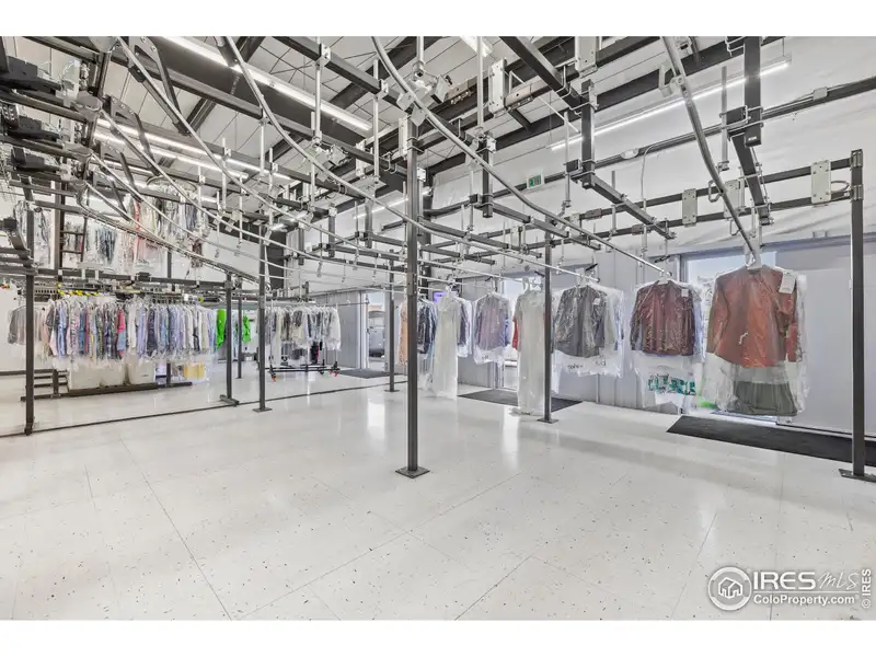 Multi-property Sale: 5818 - 5821 Lockheed Ave, Comprehensive Specifications Available