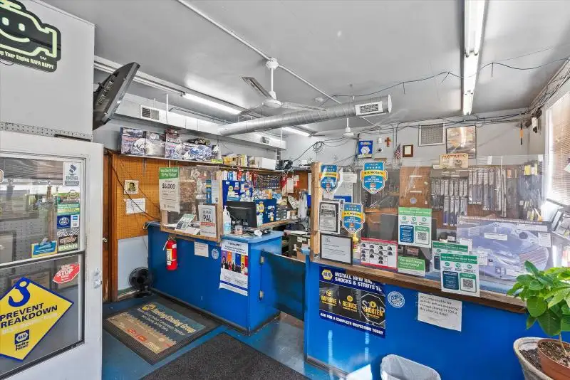Turnkey Auto Repair Business with 5 Hoists and Modern Facilities on Corner Lot