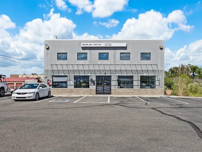 Versatile Commercial Space with Warehouse, Retail, and Mezzanine in Fruita, Co