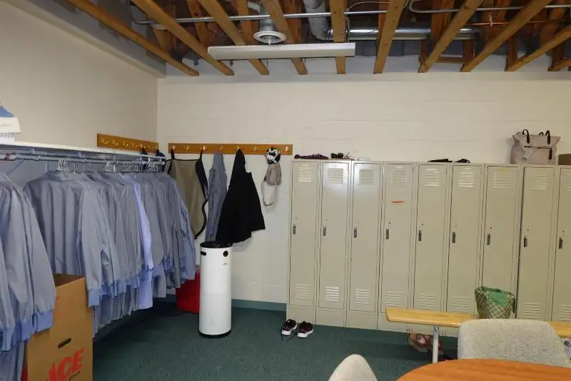 Versatile Medical/office Building in Prime Location with 3,500+ Sq Ft and Full Basement