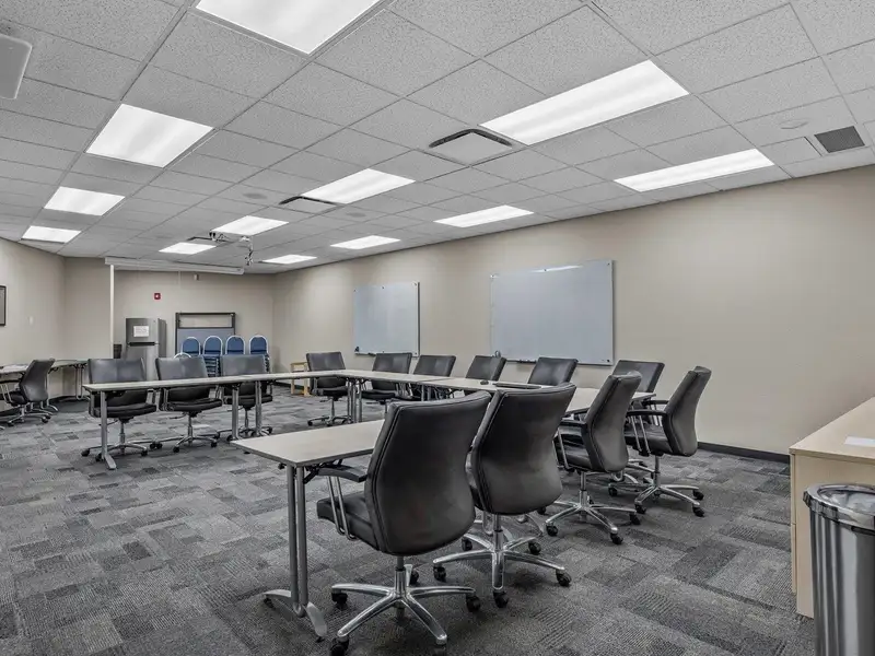 Free-standing 12,360 Sq. Ft. Commercial Building in High-traffic Location