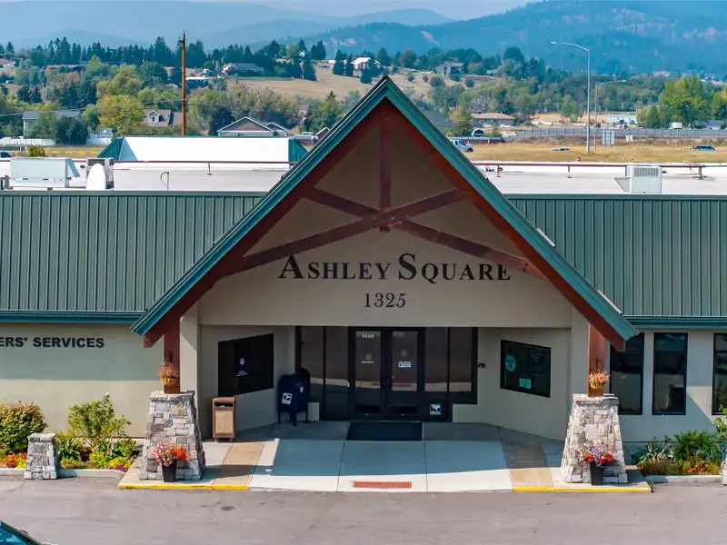 Remodeled Office Suites with Highway Access and Tenant Improvements Available