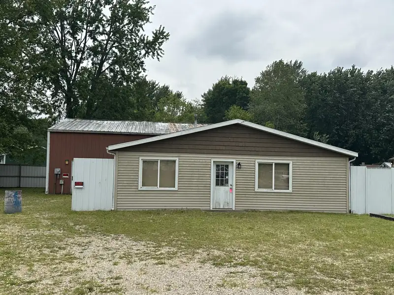 Spacious Office/workshop Space with Open Layout and Convenient Location in Kalamazoo