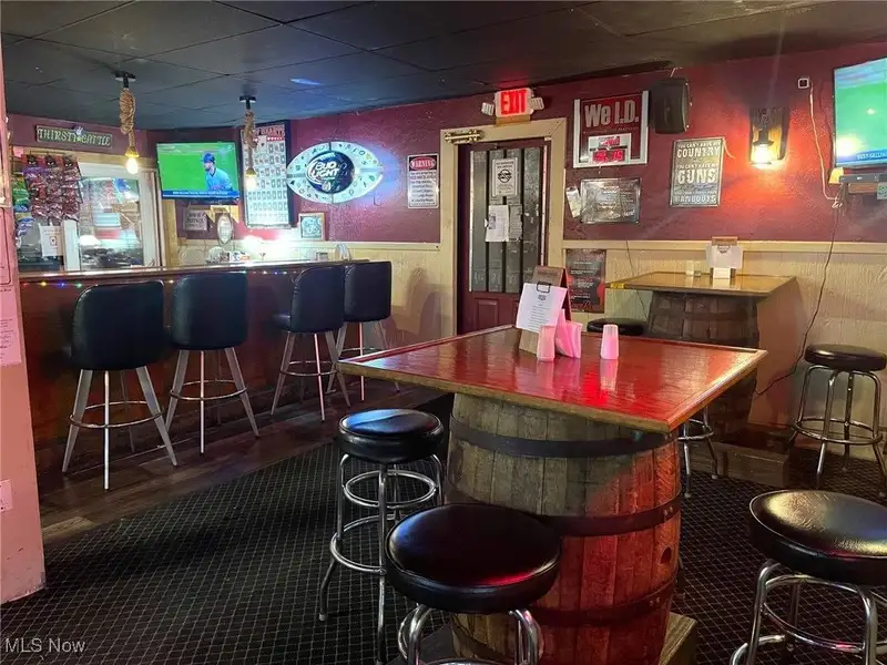 Thriving Bar and Restaurant with Drive-up Window on 1.42 Acres in Busy Location