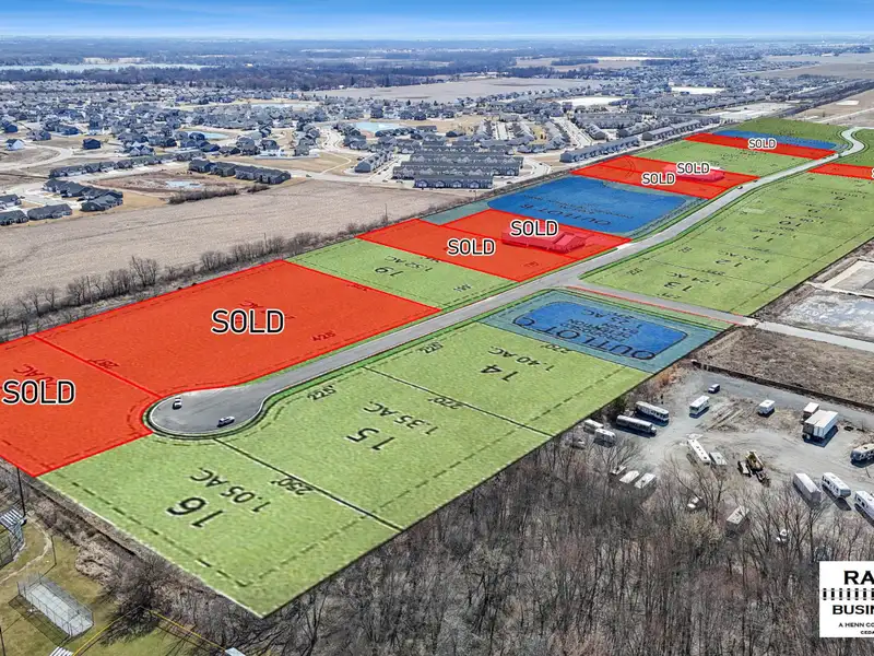 For Lease: Two 12,000 Sqft M1 Office/warehouse Buildings in South Lake County, In