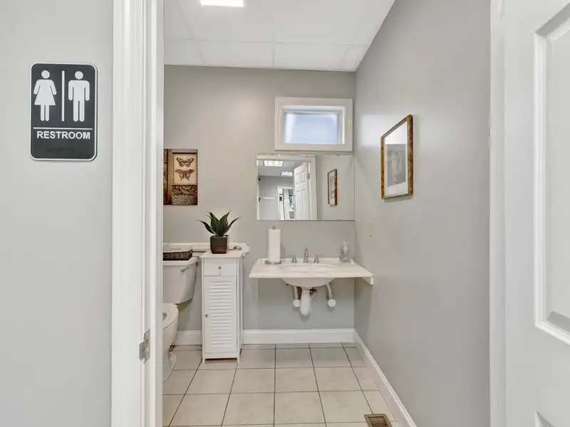 Versatile Retail Space for Lease in Downtown with High Visibility and Multiple Rooms