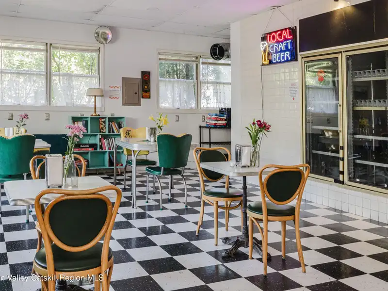 Mixed-use Commercial Property with Vintage Diner and Deli in Elizaville, Hudson Valley