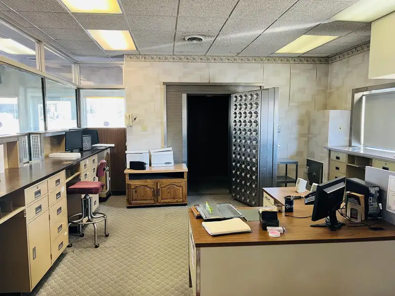 Historic Downtown Brick Building with Vault, Ideal for Office or Retail Conversion
