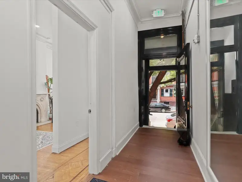 Fully Renovated Six-unit Property in Mount Vernon, Baltimore with Modern Finishes and Parking