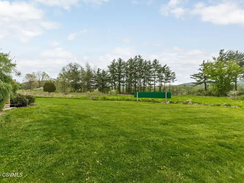 Commercial Log Home on 2 Acres with 3 Bedrooms and Scenic Views