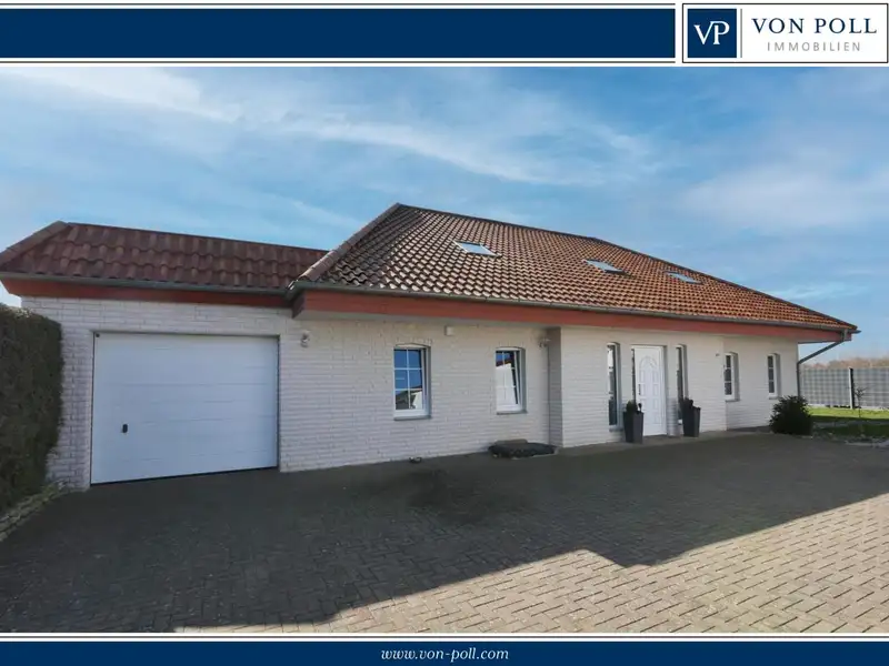 Versatile Residential and Commercial Property in Bad Lippspringe with Garden and Parking