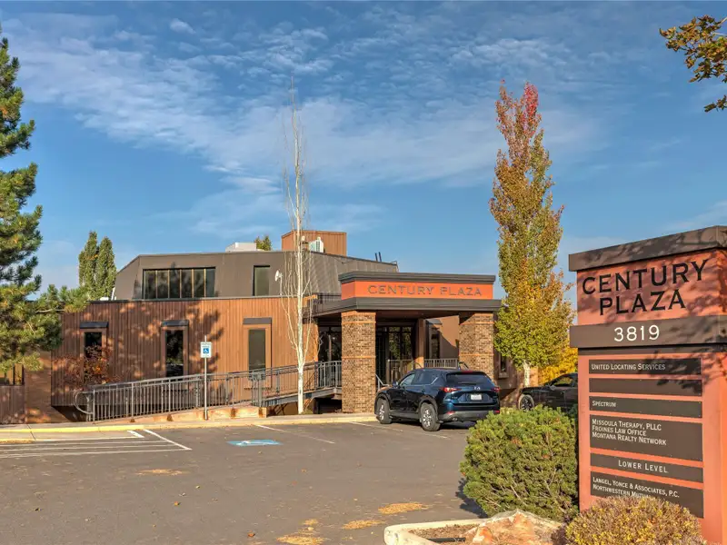Upgraded Commercial Building in South Hills of Missoula with Diverse Tenants and Cash Flow