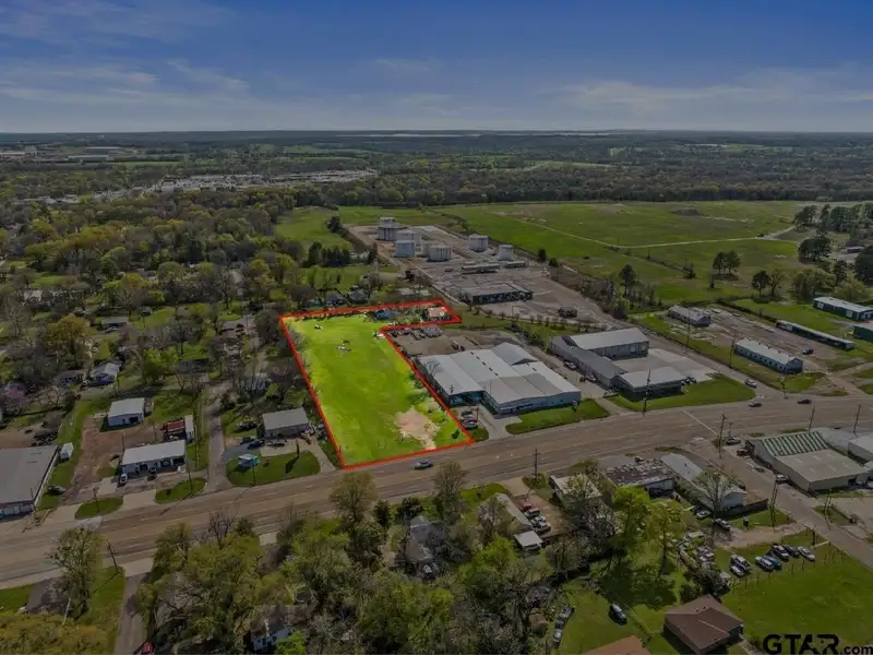 2-acre Commercial Property with Storage Units and Dual Road Frontage