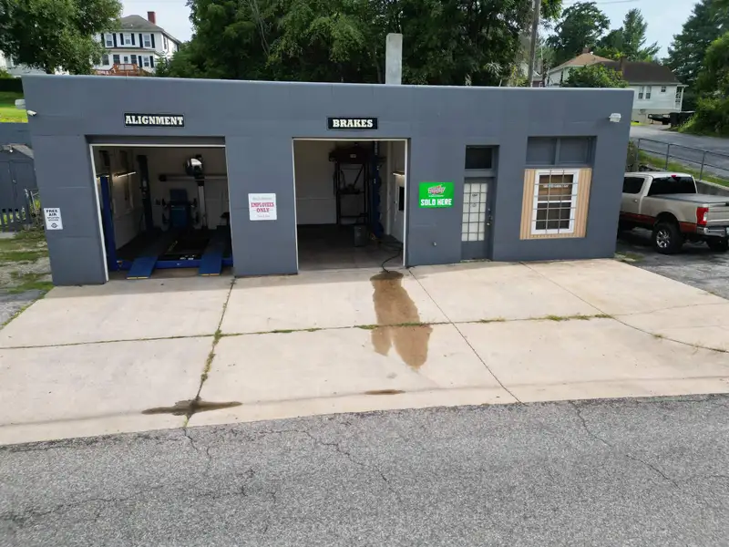 Turnkey Tire Business for Lease with Fully Equipped Office and Three Bays