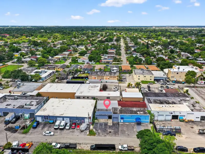 Recently Renovated 2,741 Sf Building Near I-95 with Flexible Use Options