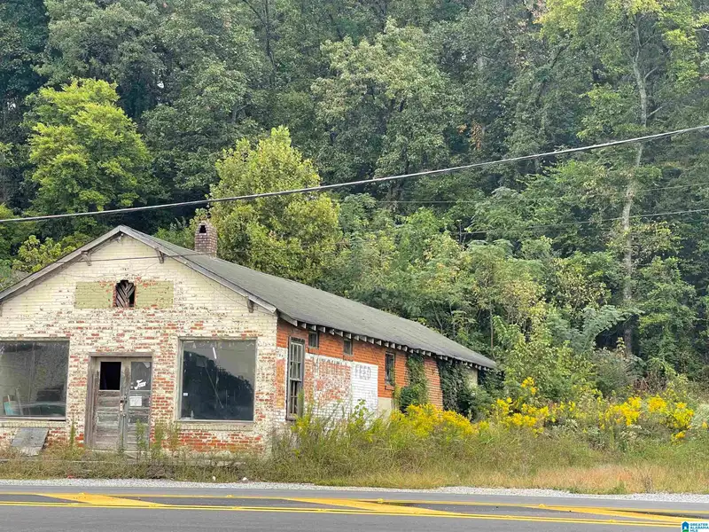 Commercial Lot for Sale in Buck Creek Cotton Mills – Ideal for Retail, Medical, or Restaurant