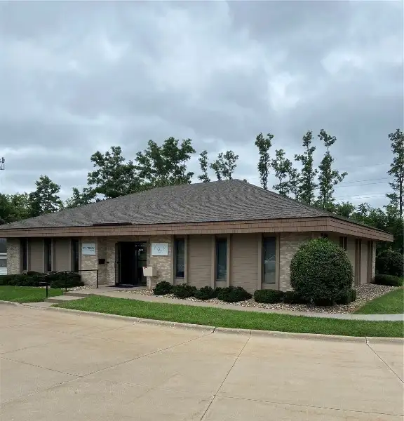 Office Suite with 4-5 Offices and Open Space Near I-380 on Center Point Rd