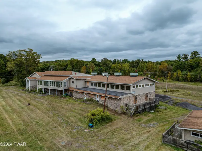 97.29-acre Former Ski Resort with Lodge in the Pocono Mountains
