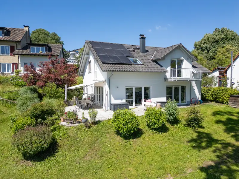 Lakeside Multi-family Property with Historic Bathhouse in Litzelstetten, Lake Constance