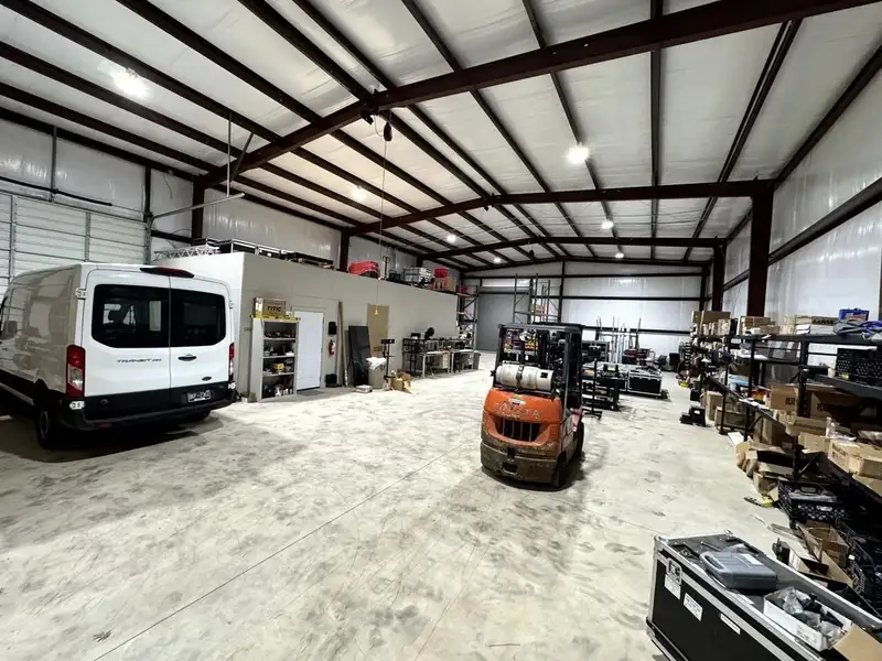 Light Industrial Property for Sale in Marshall County, Tn - 10,000 Sq Ft on 3 Acres