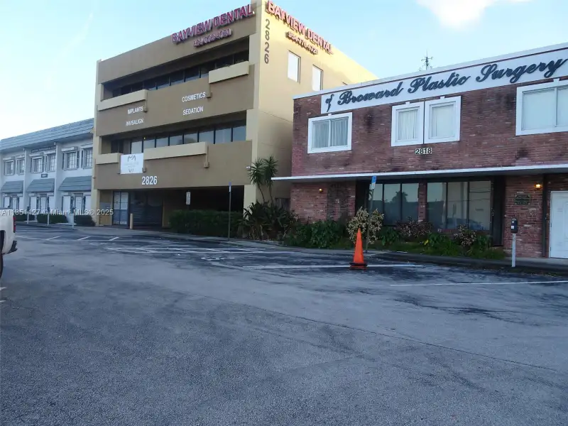 Fully Leased Medical Office in Prime Location with Ample Parking and Modern Amenities