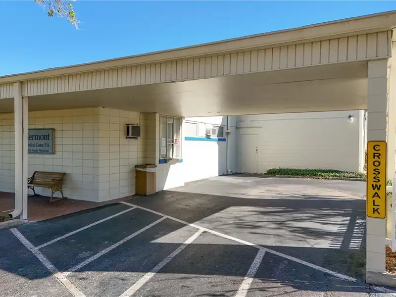 Medical Office Building for Sale in Prime Clermont Location with Ample Parking