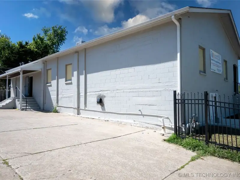 Versatile 5200+ Sf Commercial Property with Walk-out Basement in Prime Location