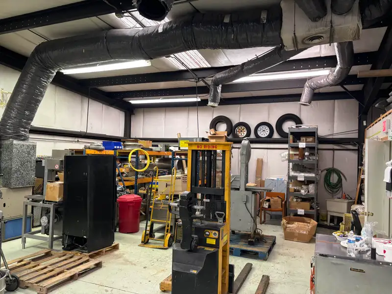 Versatile 6,724 Sqft Residential-commercial Property in Prime Location with Multiple Income Potential