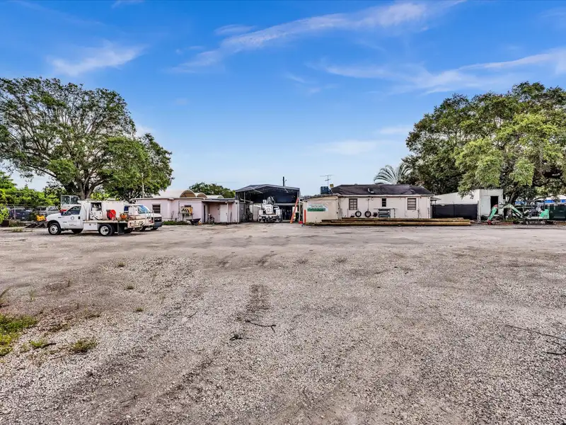 Commercial Property with Office Space and Residential Unit in Industrial Area