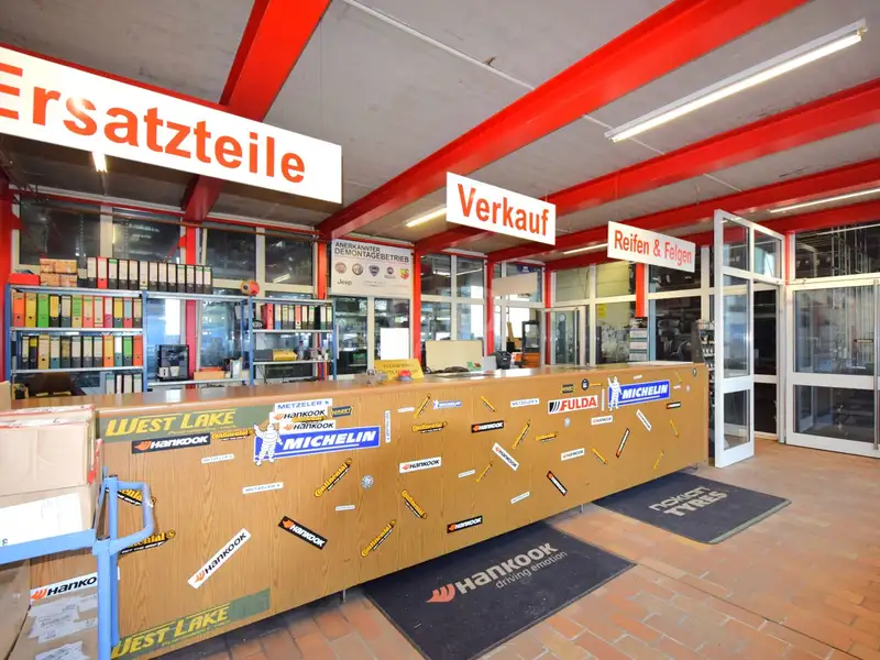 Versatile Industrial Property with Halls, Offices, and Open Space in Prime Location