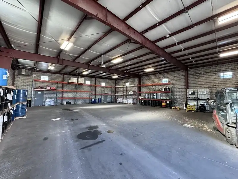 Industrial Business Suites for Lease in La Porte, in - Flexible Sizes Available