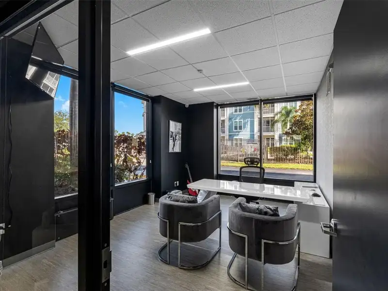 Premium Corporate Office Space with Helipad on U.s. 19 N, Clearwater