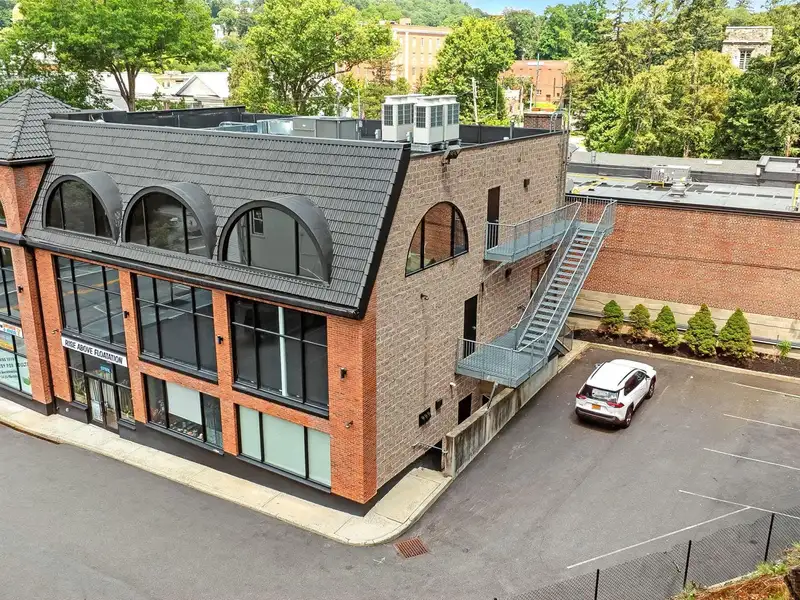 Freestanding Medical Office Building in Prime Mount Kisco Location with Long-term Lease