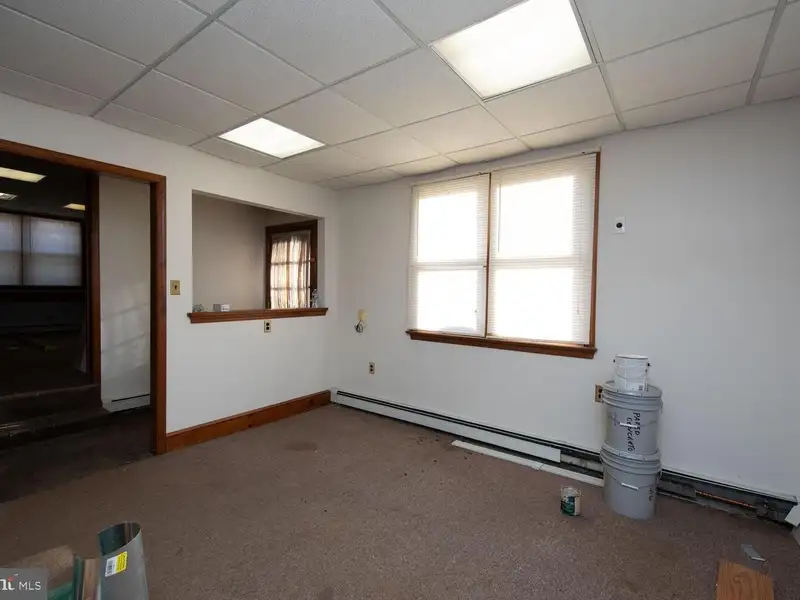 Commercial Property with Office and Warehouse Space in Norristown, Ideal for Multiple Tenants