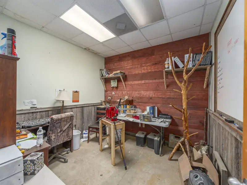 Mixed-use Industrial Property with Office, Storage, and Apartments in Bethel, Nc