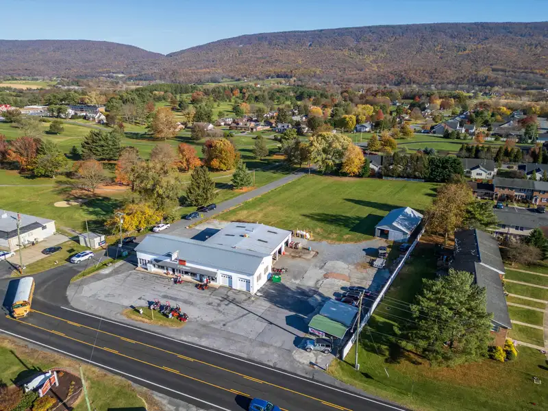 Versatile 9,940 Sq Ft Mixed-use Building on Congress Street, New Market, Shenandoah Valley
